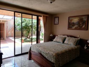 Casa en Venta en Palmares, Alajuela. RAH 23-596