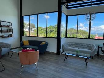 Casa en Venta en Santa Ana, San José. RAH 23-480