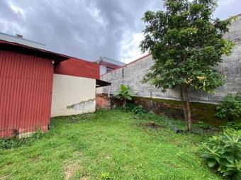 MLS-23-847 VENTA PROPIEDAD CON 2 CASAS DESAMPARADOS SAN JOSE