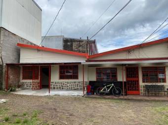 MLS-23-847 VENTA PROPIEDAD CON 2 CASAS DESAMPARADOS SAN JOSE