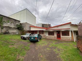 MLS-23-847 VENTA PROPIEDAD CON 2 CASAS DESAMPARADOS SAN JOSE