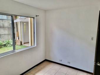 Apartamento en Alquiler en Santa Ana, San José. RAH 23-957