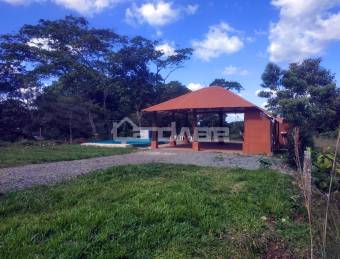 Land 500 m2 with ranch open for parties, pool and bathroom