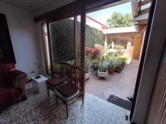 MLS-23-424 VENTA CASA ROHRMOSER SAN JOSE