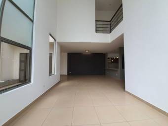 MLS-21-2220 VENTA CASA CURRIDABAT SAN JOSE