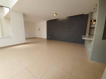 MLS-21-2220 VENTA CASA CURRIDABAT SAN JOSE