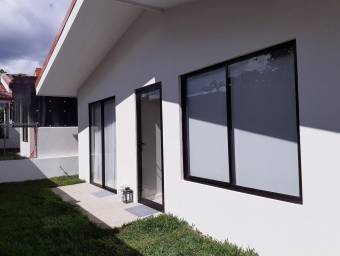 Casa en venta en Alajuela, Alajuela. RAH 22-2388