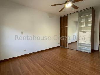 Casa en Venta en Santa Ana, San José. RAH 22-2323