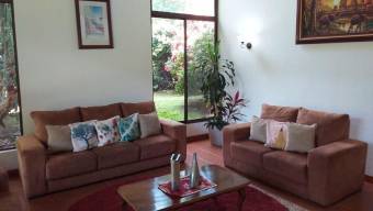 Casa en Venta en La Guácima, Alajuela. RAH 23-1039