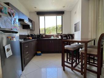 Casa en venta en Río Segundo, Alajuela. RAH 23-373