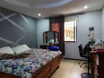 Casa en Venta en San Rafael, Heredia. RAH 23-668