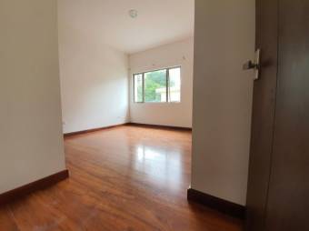 MLS-21-2220 VENTA CASA CURRIDABAT SAN JOSE