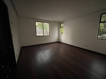 Venta de casa ubicada en San José, Santa Ana, Pozos