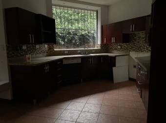 Venta de casa ubicada en San José, Curridabat, Sánchez