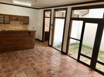 MLS-23-1144 VENTA CASA ESCAZU SAN JOSE