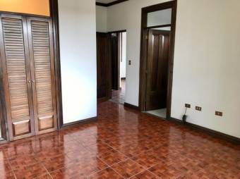 MLS-23-1144 VENTA CASA ESCAZU SAN JOSE