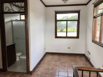 MLS-23-1144 VENTA CASA ESCAZU SAN JOSE