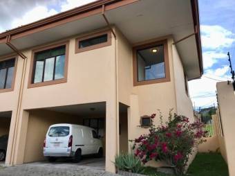 MLS-23-1144 VENTA CASA ESCAZU SAN JOSE