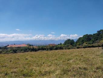 Land with panoramic view, San Isidro de Heredia, 3 acres