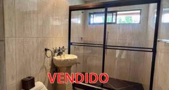 Escazu casa en venta gran jardin ubicada en San Rafael/ 1 piso