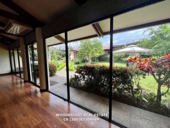 1-story home for sale Escazu big garden $800.000