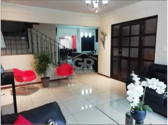 Global Realty- Casa en Venta en Residencial Privado,Desamparados.