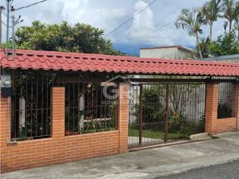 Global Realty- Casa de Una Sola Planta en Venta en Cartago Centro, Costa Rica. 