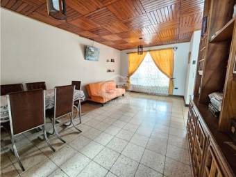 Global Realty- Casa de Una Sola Planta en Venta en Cartago Centro, Costa Rica. 