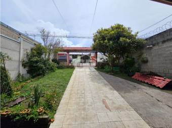 Global Realty- Casa de Una Sola Planta en Venta en Cartago Centro, Costa Rica. 