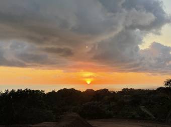 Paraíso con Vista al Océano ¡Listo para Construir!