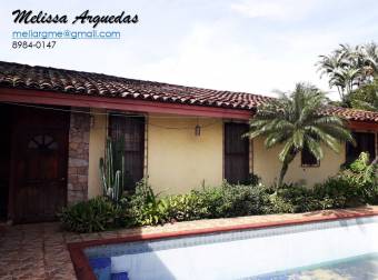 OPPORTUNITY FOR SALE SPACIOUS and CORNER house within a SUPER SECURE residential Ciudad Cariari