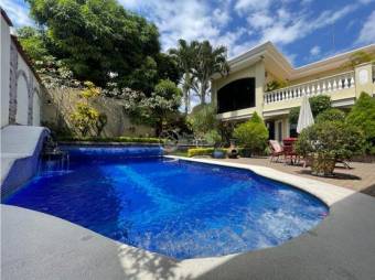 Se vende hermosa casa con piscina Cariari Belén Heredia #1967 