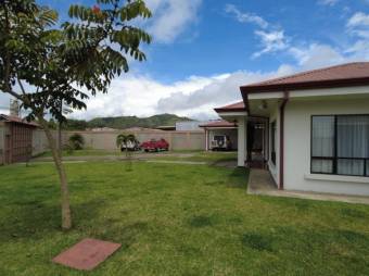 MLS-23-77 VENTA CASA AGUA CALIENTE CARTAGO