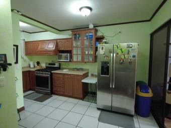 MLS-23-1444 VENTA CASA ALAJUELA CENTRO 