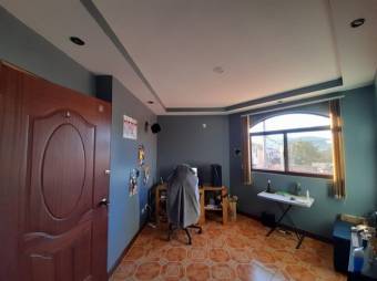 MLS-23-2038 VENTA CASA CON APARTAMENTO SAN NICOLAS CARTAGO