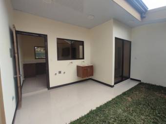 MLS-23-1386 VENTA CASA SAN RAFAEL HEREDIA