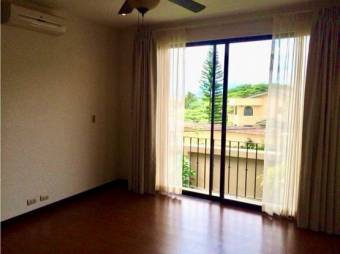 VENTA DE CASA, ESCAZÚ, GUACHIPELIN, CONDOMINIO LOMA REAL