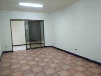 Se alquila casa para cualquier tipo de actividad comercial en Rohrmoser 24-866