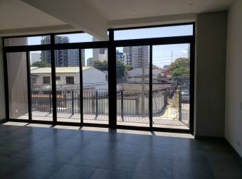 EN REMATE Apartamento en Condominio Vertical Torre W, Pavas, San Jose