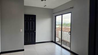 Se vende espaciosa casa en condominio de Ulloa Heredia 25-509