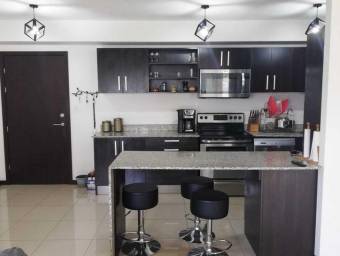 MLS-22-881 VENTA APARTAMENTO SANTA ANA SAN JOSE 