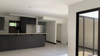 EN REMATE Casa en Condominio Haciendas de la Ribera San Antonio de Belén, Heredia