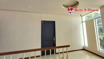 Se alquila apartamento amoblado en condominio de Carmen San José 25-709