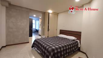 Se alquila apartamento amoblado en Carmen San José 25-710