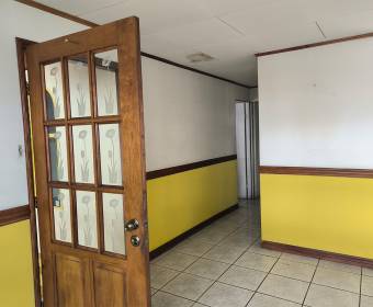 Casa a la venta en Desamparados, Gravilias, El Porvenir, San José. Bien adjudicado bancario.