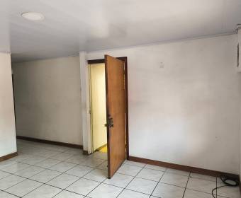 Casa a la venta en Desamparados, Gravilias, El Porvenir, San José. Bien adjudicado bancario.