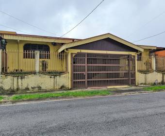 Casa a la venta en Desamparados, Gravilias, El Porvenir, San José. Bien adjudicado bancario.