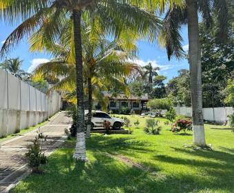 Casa a la venta en Turrucares de Alajuela.