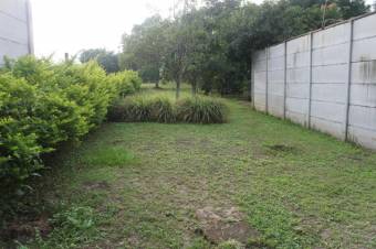 Se vende casa con lote de 1000m2 en San Lorenzo Flores A23-2061