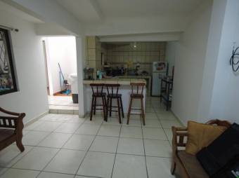 Se vende casa y 2 apartamentos en Santo Domingo Heredia 23-2209